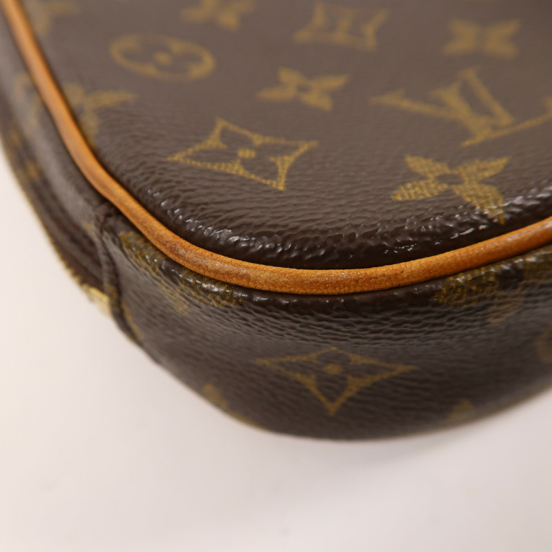 LOUIS VUITTON Monogram Pochette Gange金扣肩背袋-9