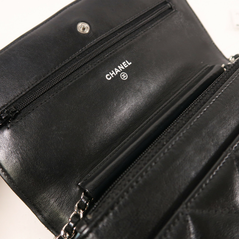 CHANEL 羊皮皮革WOC Wallet On Chain銀扣鏈帶肩背袋-13