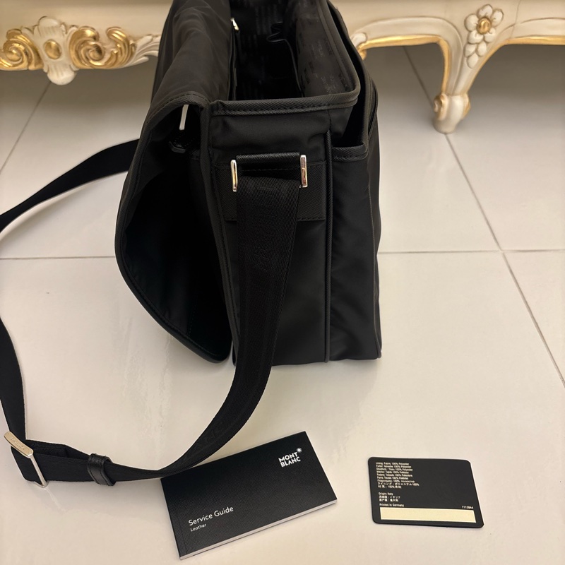 萬寶龍黑色斜背包-17