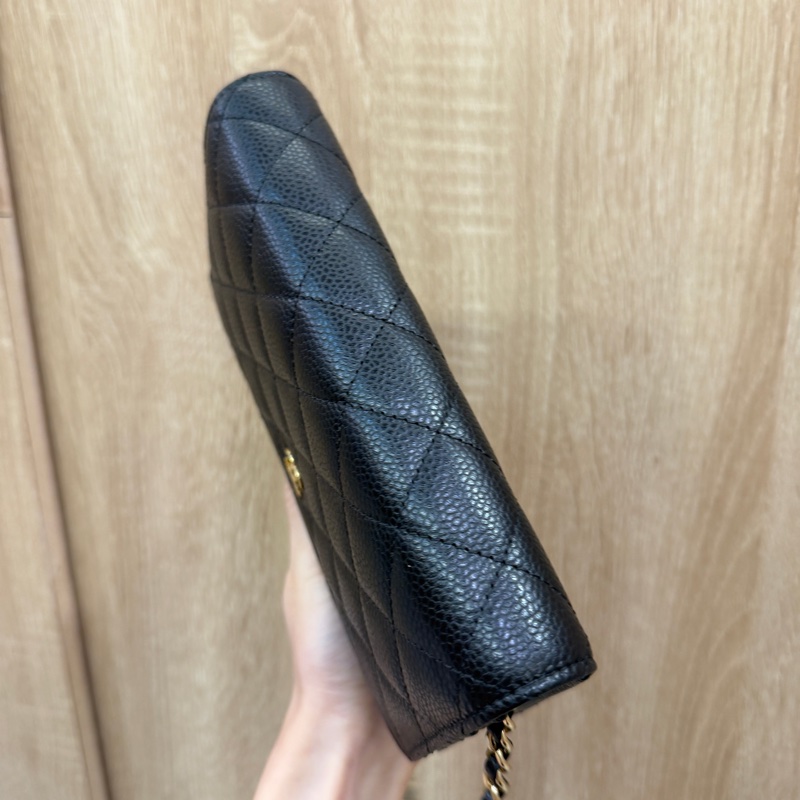 Chanel 黑荔枝牛皮金釦經典WOC-4