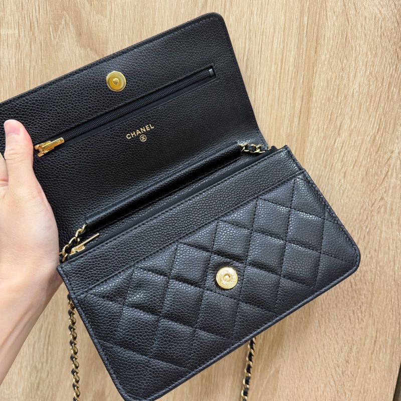 Chanel 黑荔枝牛皮金釦經典WOC-9