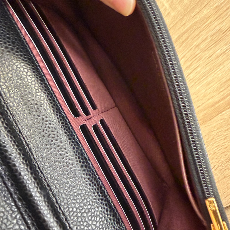 Chanel 黑荔枝牛皮金釦經典WOC-12