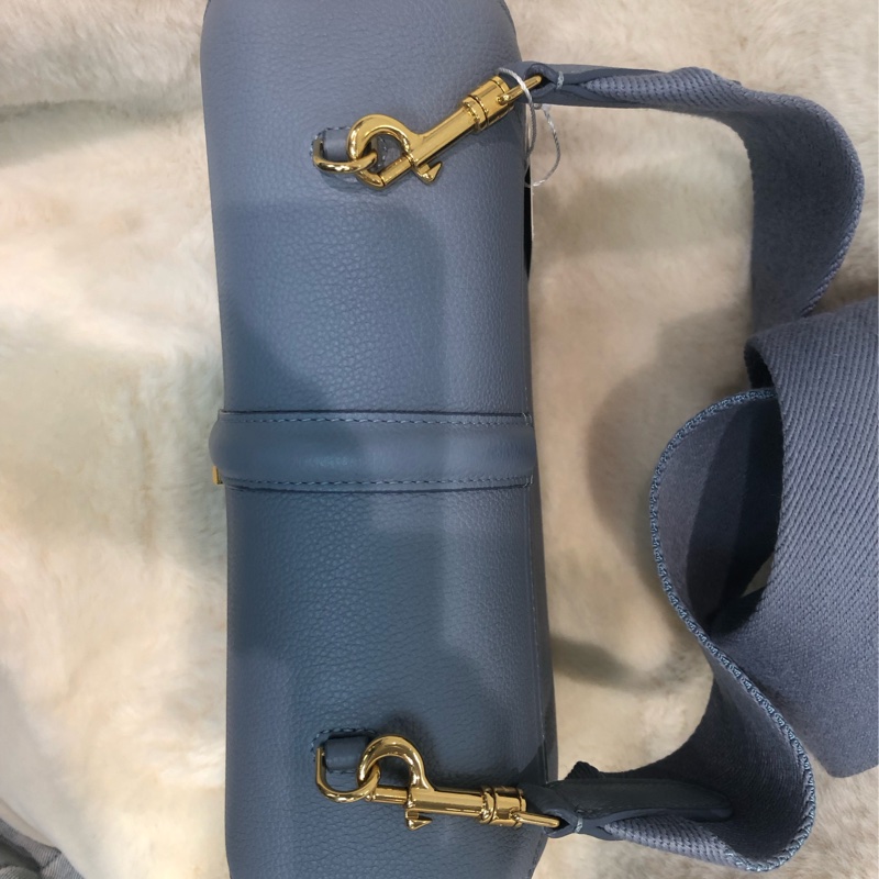 CELINE 灰藍色全皮斜孭袋 XB929-6