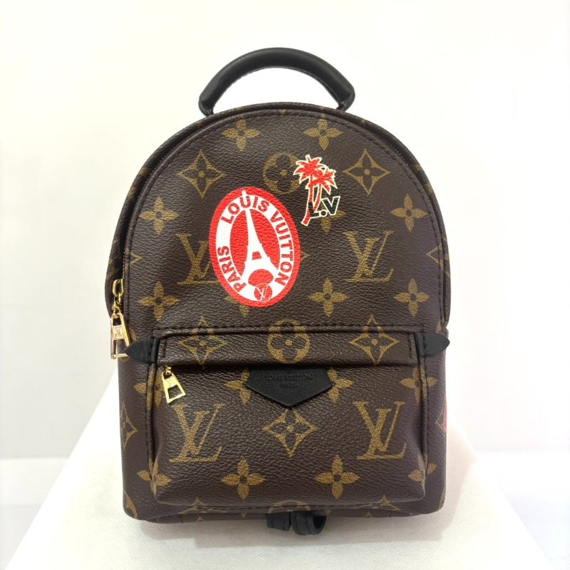 LV老花徽章Springs Mini-0