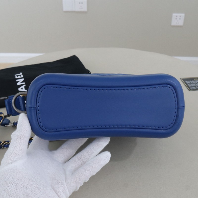 Chanel Gabrielle流浪包小號藍色-3