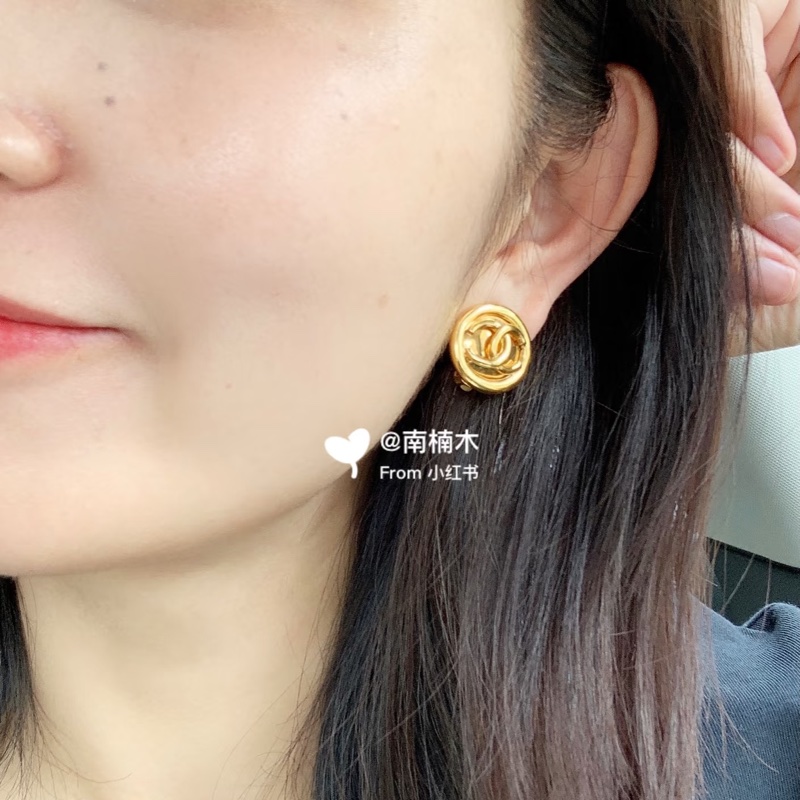 chanel 香奈兒 vintage 金色 鏤空 雙C 耳環 耳夾 耳飾 夾式耳環-2