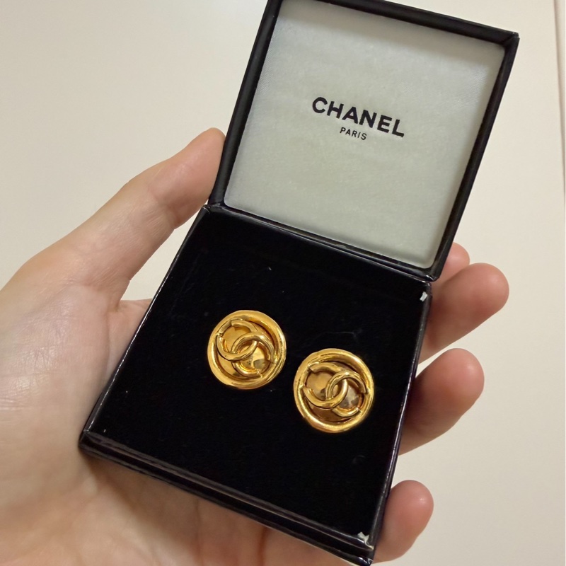 chanel 香奈兒 vintage 金色 鏤空 雙C 耳環 耳夾 耳飾 夾式耳環-4