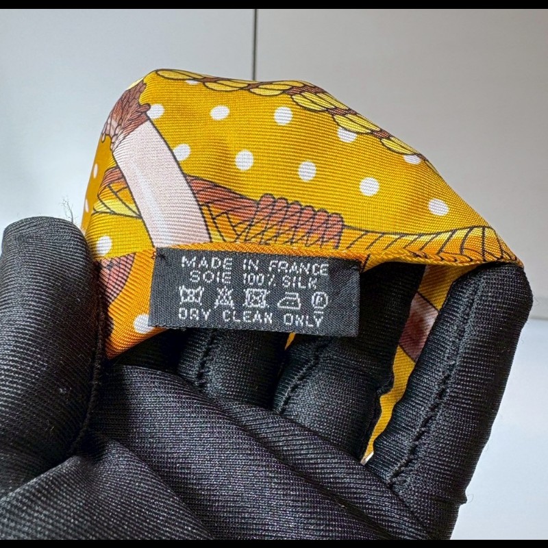 Hermes 黃黑底波爾卡圓點大twilly clic clac a pois-5