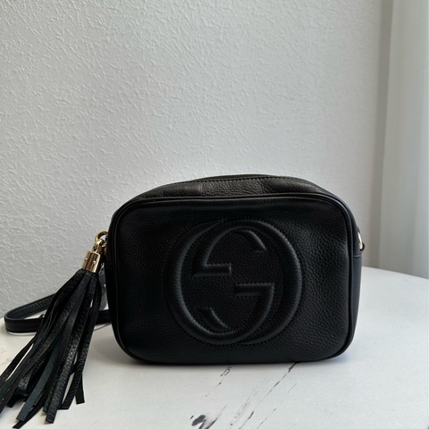 gucci 黑壓紋相機包