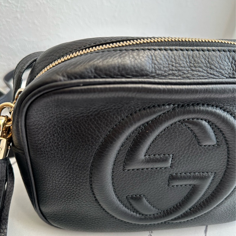 gucci 黑壓紋相機包-2