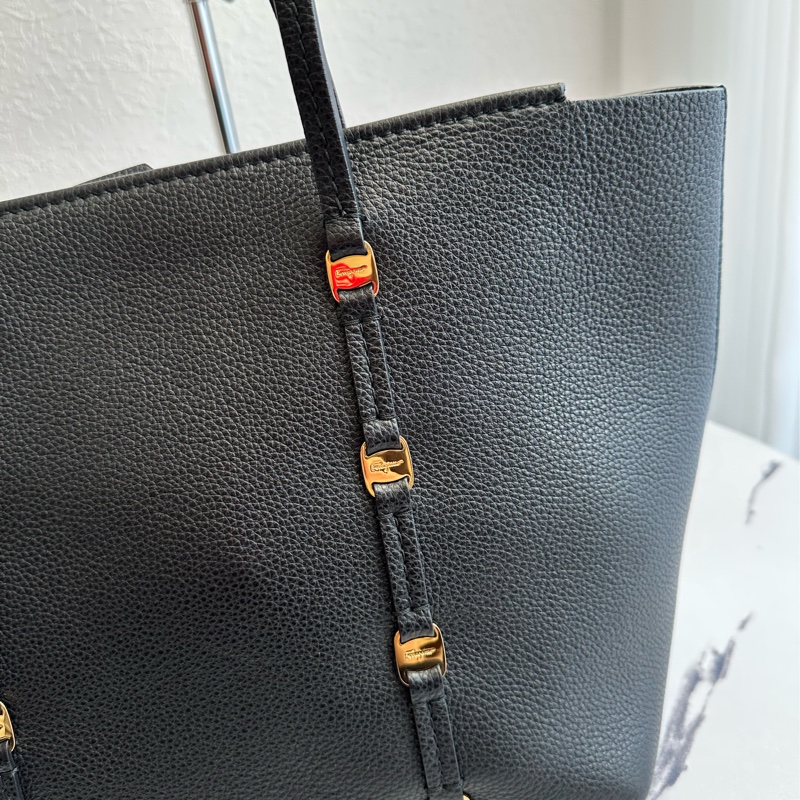 Ferragamo很好看全皮革拉鍊托特包-6