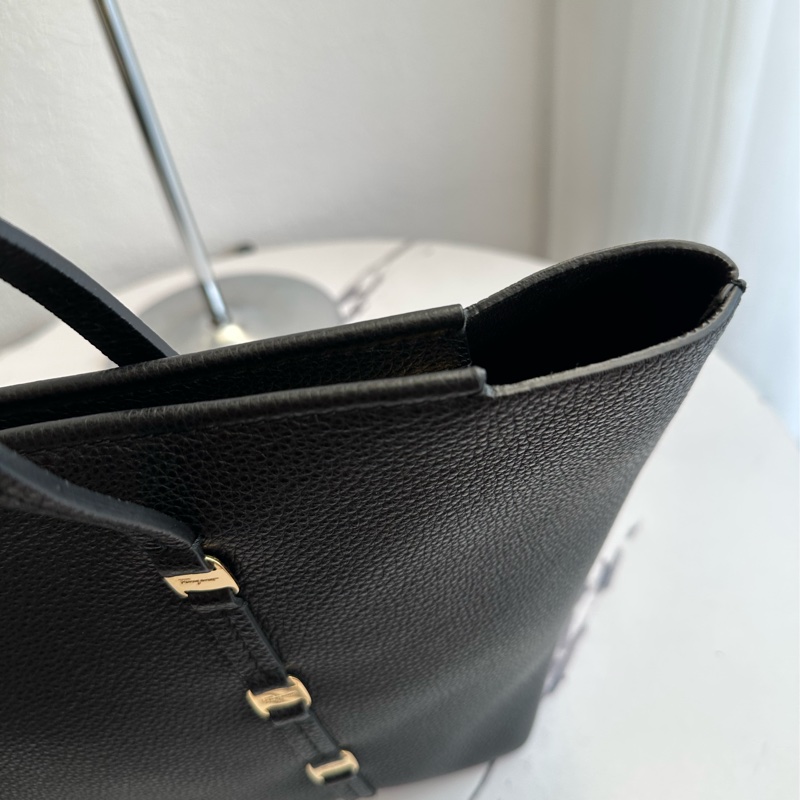Ferragamo很好看全皮革拉鍊托特包-7