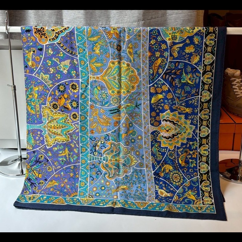 Hermes 藍紫色花鳥之國圍巾 Au Pays des Oiseaux Fleurs-1