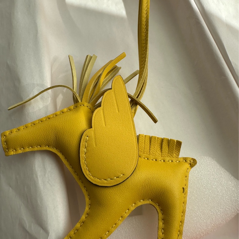 Hermes黃色小飛馬-2