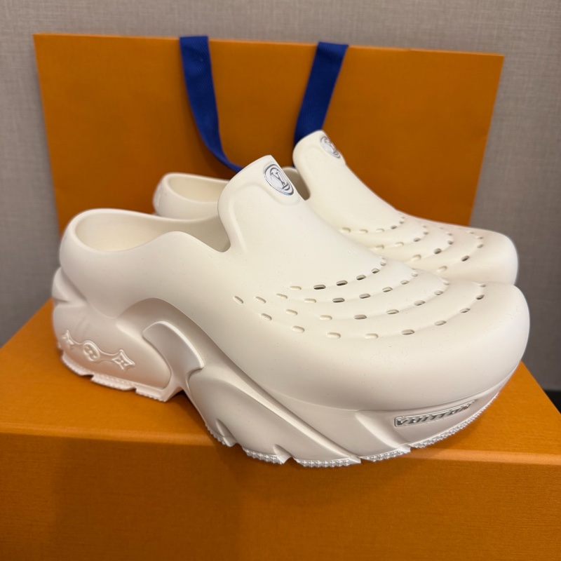 全新LOUIS VUITTON 厚底拖鞋-0
