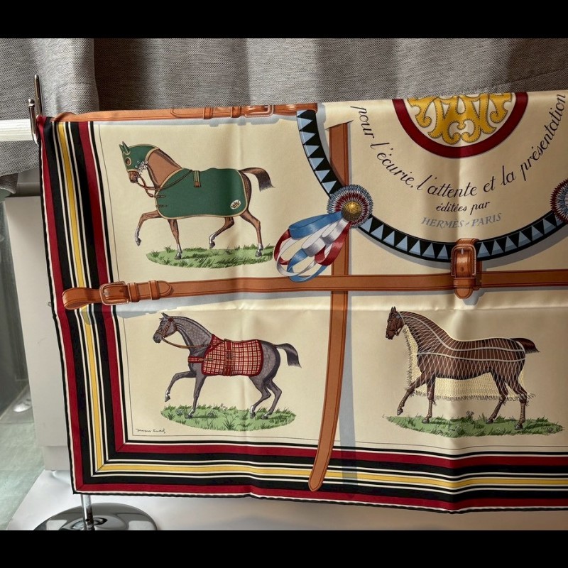 Hermes 米黃底百變戰馬圖絲巾 Couvertures et Tenues de Jour-4