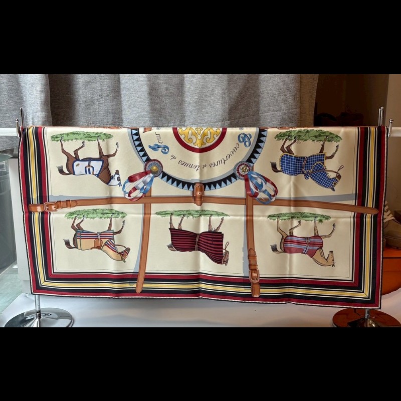 Hermes 米黃底百變戰馬圖絲巾 Couvertures et Tenues de Jour-5