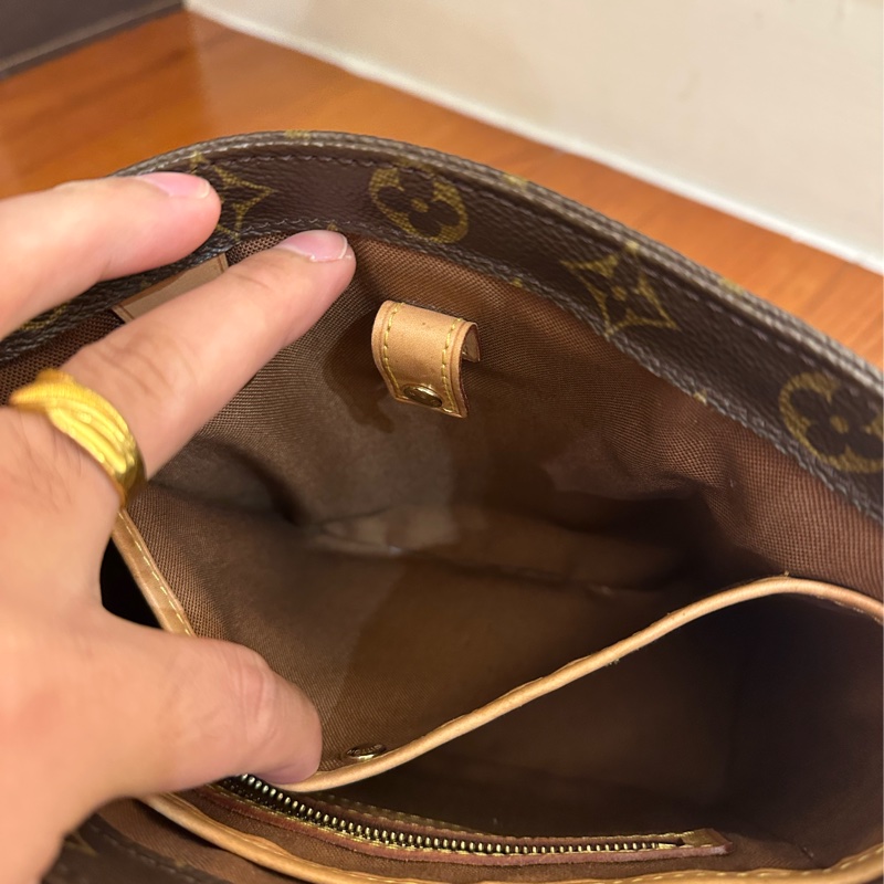 LV 咖花紋薇薇安手提包PM-18