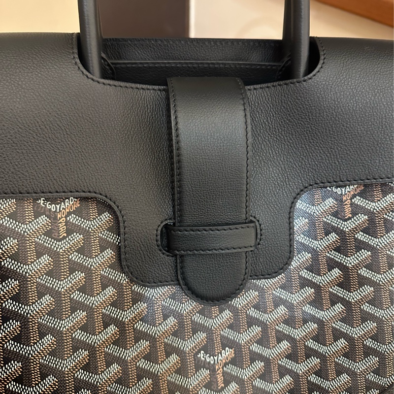 GOYARD 黑皮革咖PVC掀蓋手提包-16