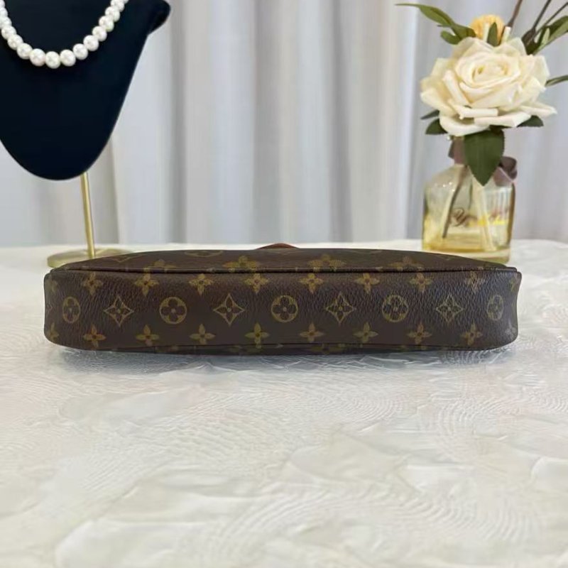 ✨Louis Vuitton 五合一 綠肩帶 24*13.5*4 99新 配件塵袋-4