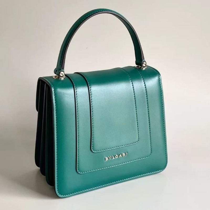 bvlgari 祖母綠蛇頭包風琴包 serpenti forever經典手提鍊條包18*15*9.5cm,全新 配件塵袋-5