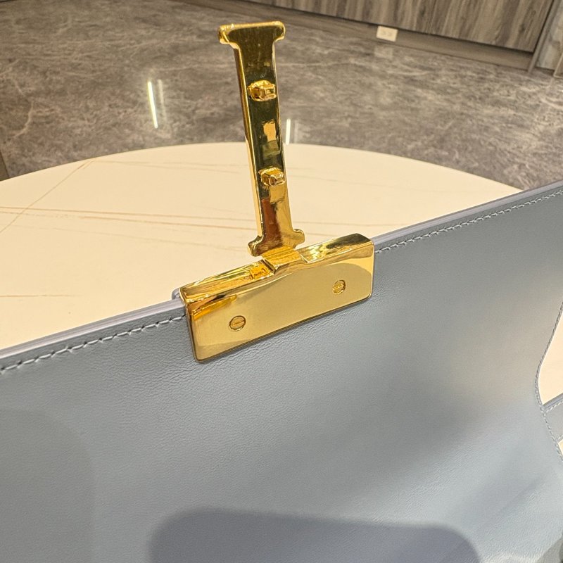 *SHIHNA名牌精品*Dior 30 Montaigne 蒙田 雲藍灰色 光滑小牛皮 CD 搭扣翻蓋包-8