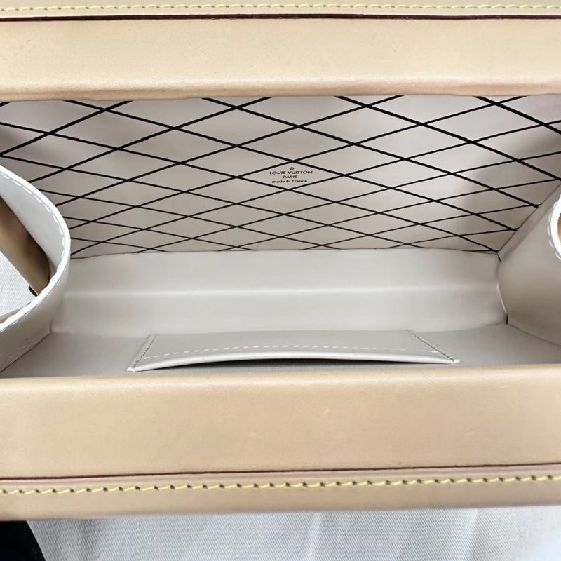 LV 1854限量款藍色丹寧petite malle硬盒子20*12.5*5 99新配件盒子塵袋-1