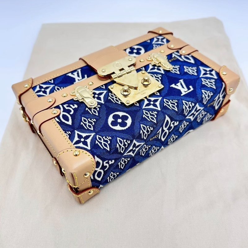 LV 1854限量款藍色丹寧petite malle硬盒子20*12.5*5 99新配件盒子塵袋-4