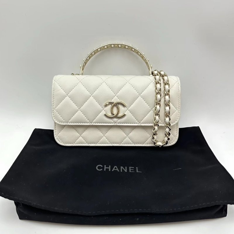 CHANEL 白色金扣24s珍珠woc手提肩背斜背包17*9.5*3 98新配件塵袋-0
