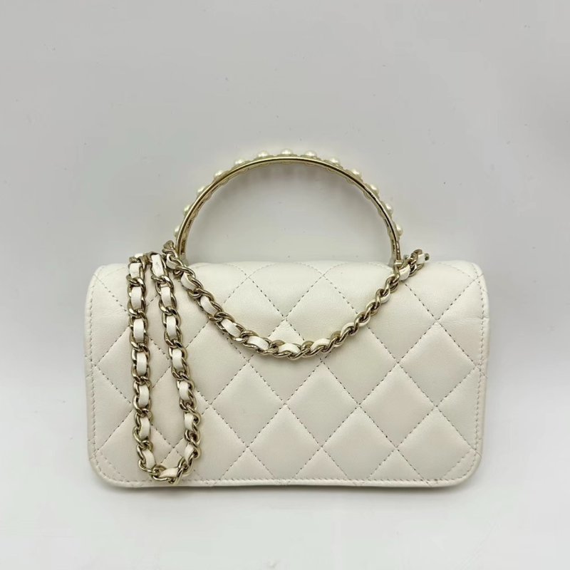 CHANEL 白色金扣24s珍珠woc手提肩背斜背包17*9.5*3 98新配件塵袋-4