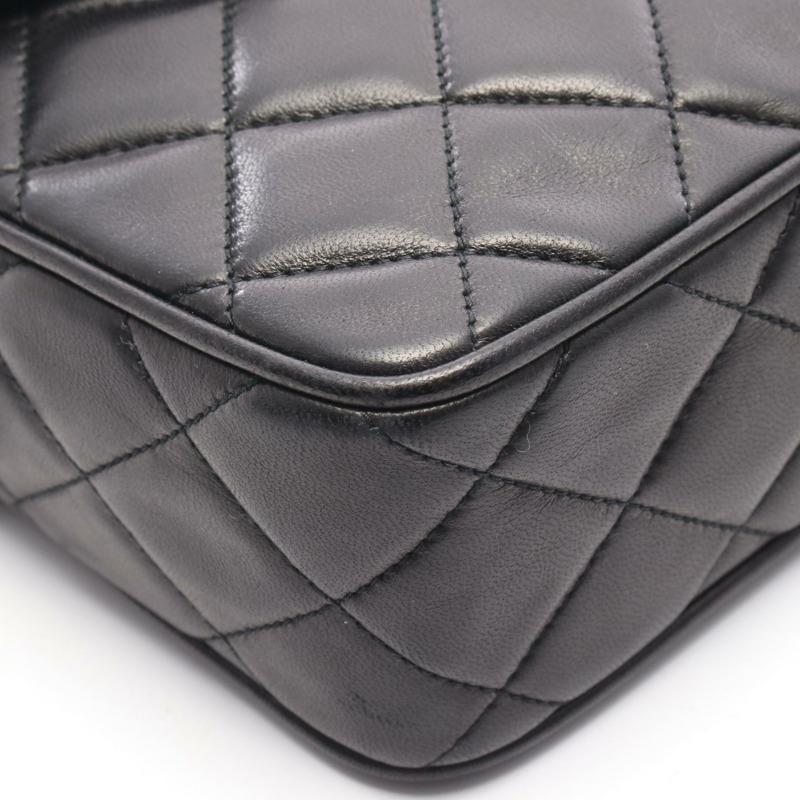 香奈兒 (CHANEL) 絎縫鏈條肩挎包,羊皮材質,黑色,二手,女士款,金色五金-5