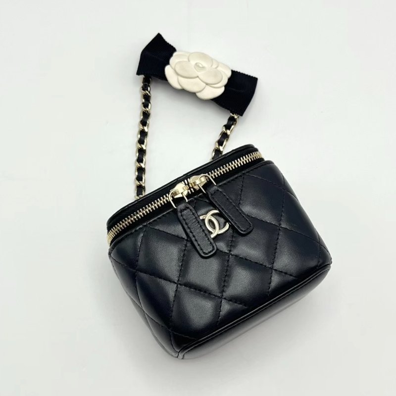 CHANEL 黑金蝴蝶結山茶花化妝盒子鏈條包10*9*7 98新配件塵袋-2