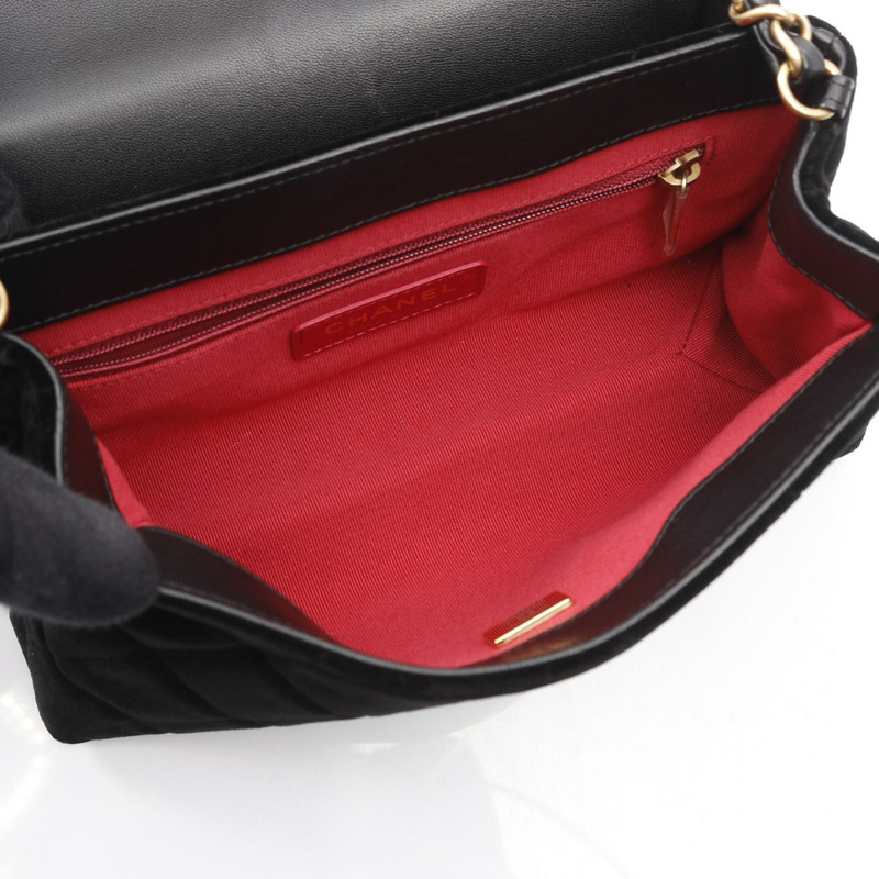 香奈兒 (CHANEL) 絎縫肩鍊斜背包，黑色絲絨布料，二手女款，金色五金配件-2