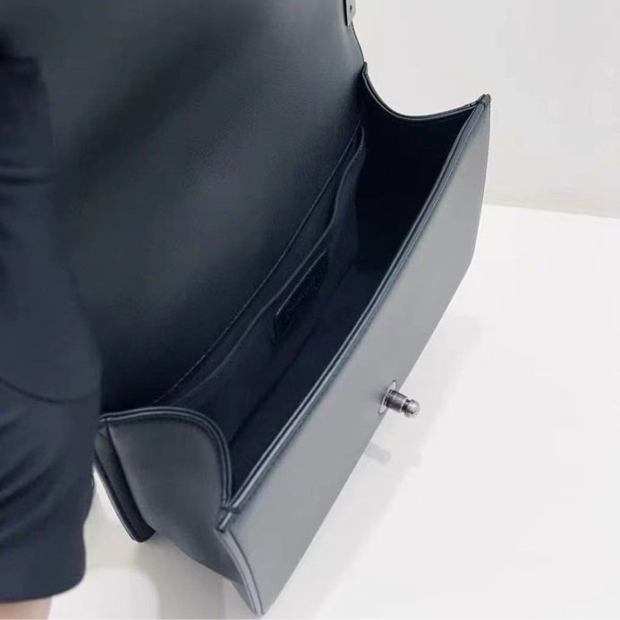 Chanel Leboy 中號 黑銀牛皮鍊條包 26開有卡配件塵袋盒子購證 99新 15*25*9-3