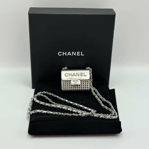 CHANEL 22P銀色tiny bag鑲鑽金屬鍊條包6*4.5*2 全新閒置配件盒子塵袋
