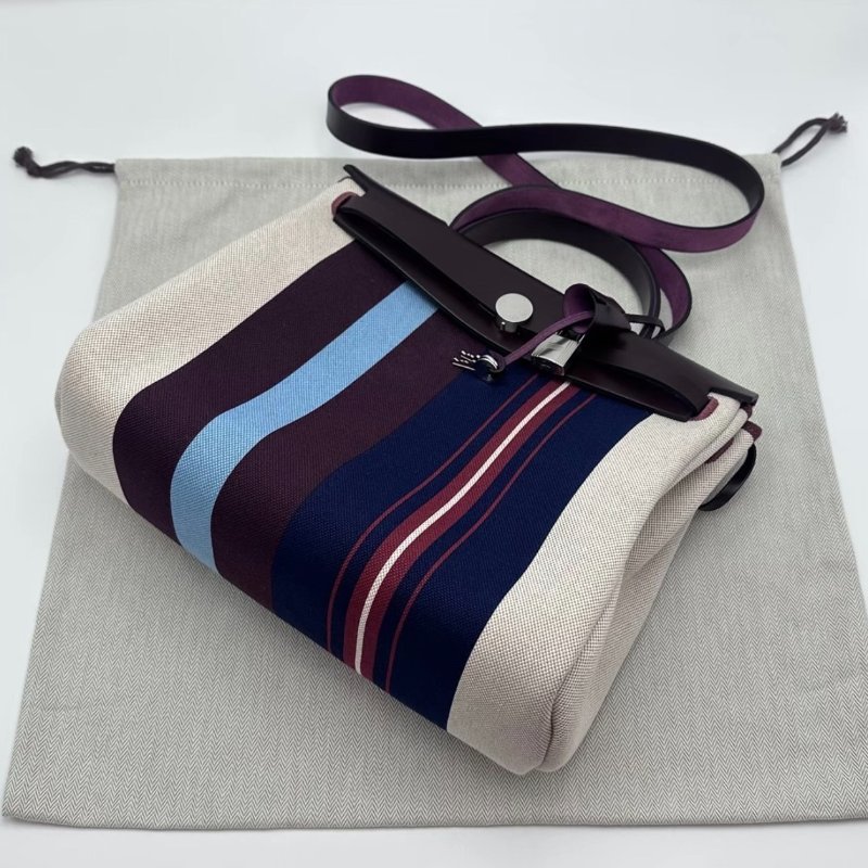 HERMES 拼皮條紋帆布銀扣Herbag31子母手提肩背包31*26*11 全新閒置配件盒子塵袋鎖鑰匙-1