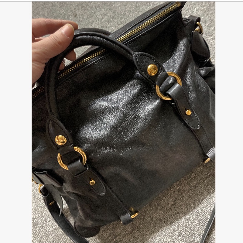 miumiu黑金油蠟機車包 機場包 斜背包 手提包-1