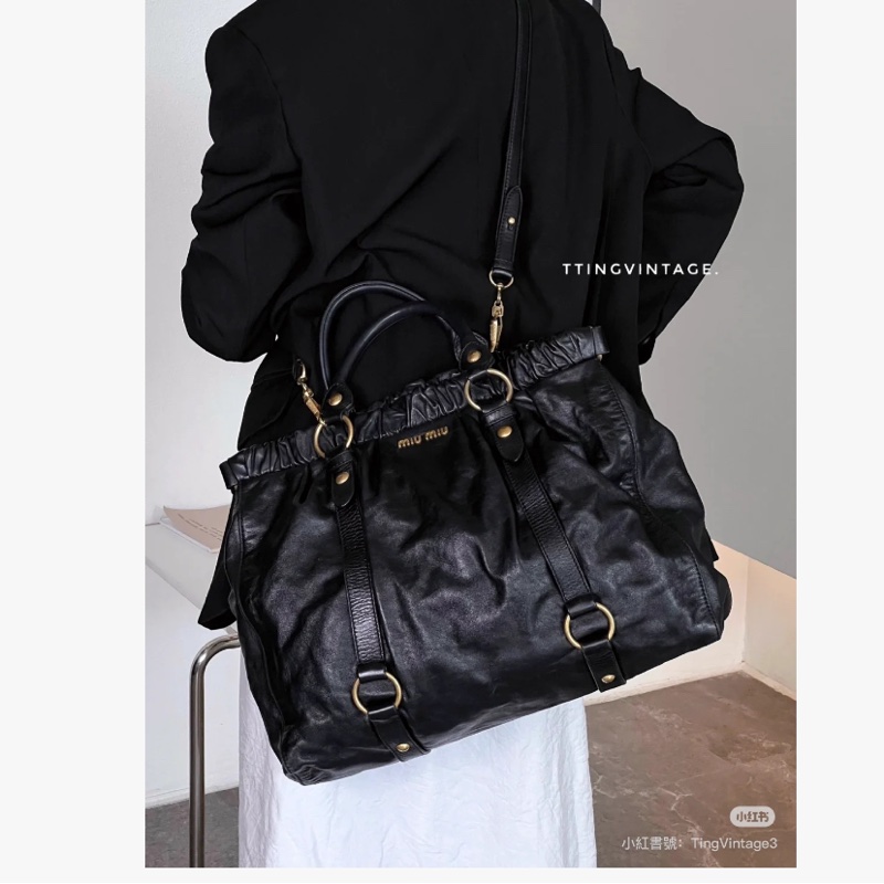 miumiu黑金油蠟機車包 機場包 斜背包 手提包-8