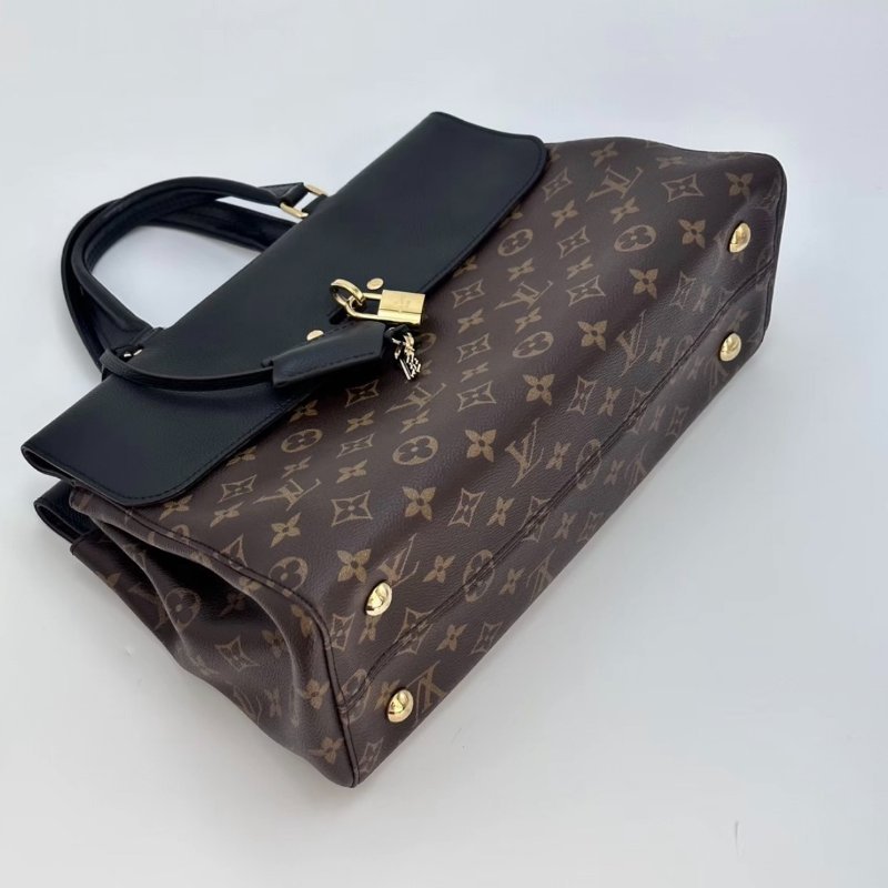 LV 老花拼色Venus手提斜背包34*22*12 98新配件塵袋購證鎖鑰匙-3