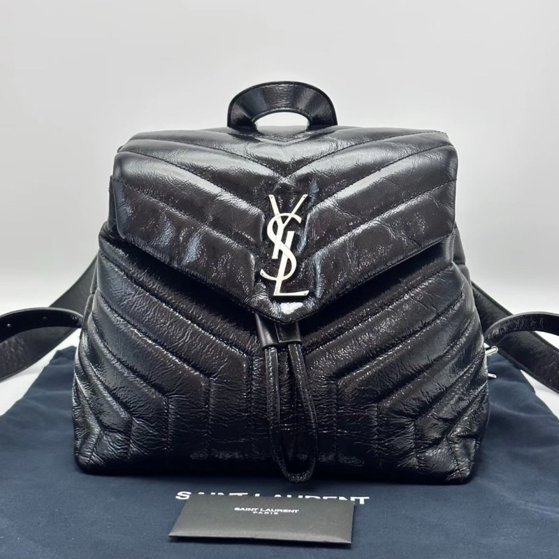 YSL 黑銀雲朵V紋後背包24*21*10.5 98新配件塵袋-0