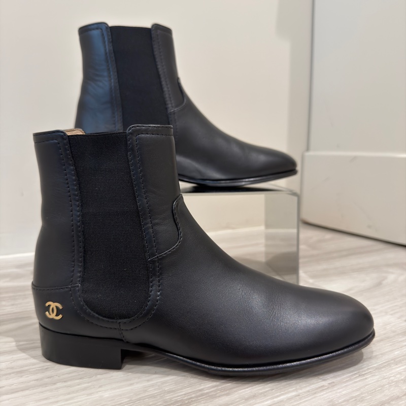 Chanel  黑色短靴❤️‍🔥超好看極新36號-0