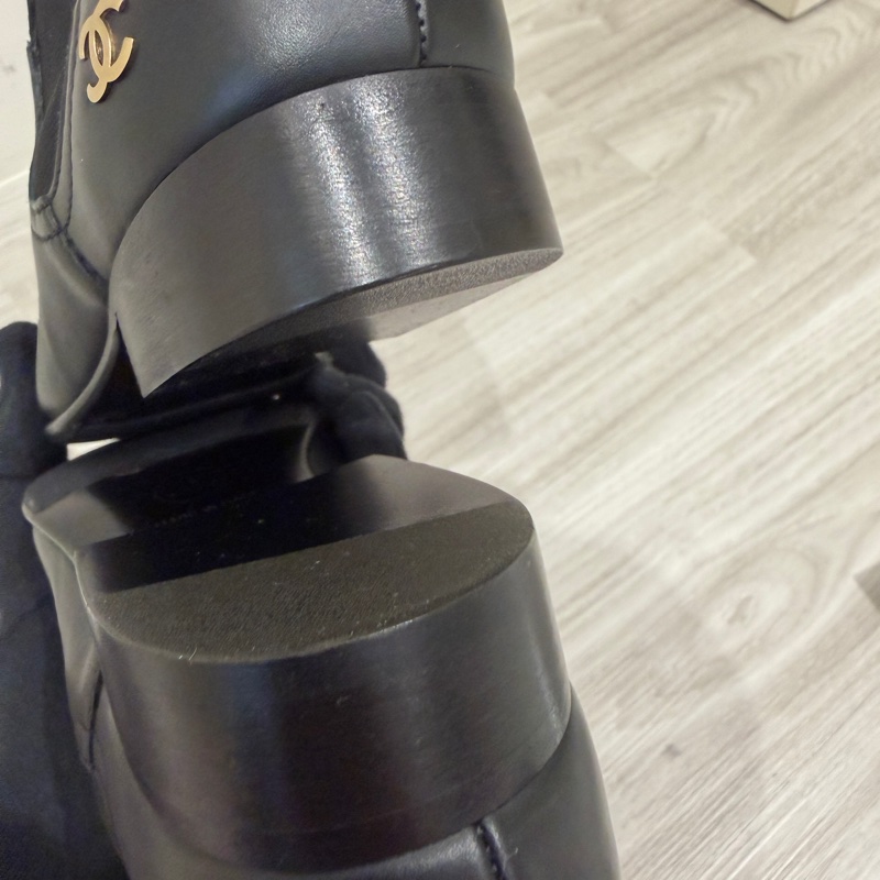 Chanel  黑色短靴❤️‍🔥超好看極新36號-20
