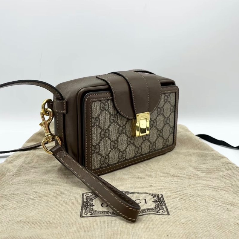 GUCCI 經典老花金扣盒子肩背斜背包 17.5*10*6 98新配件塵袋購證-1