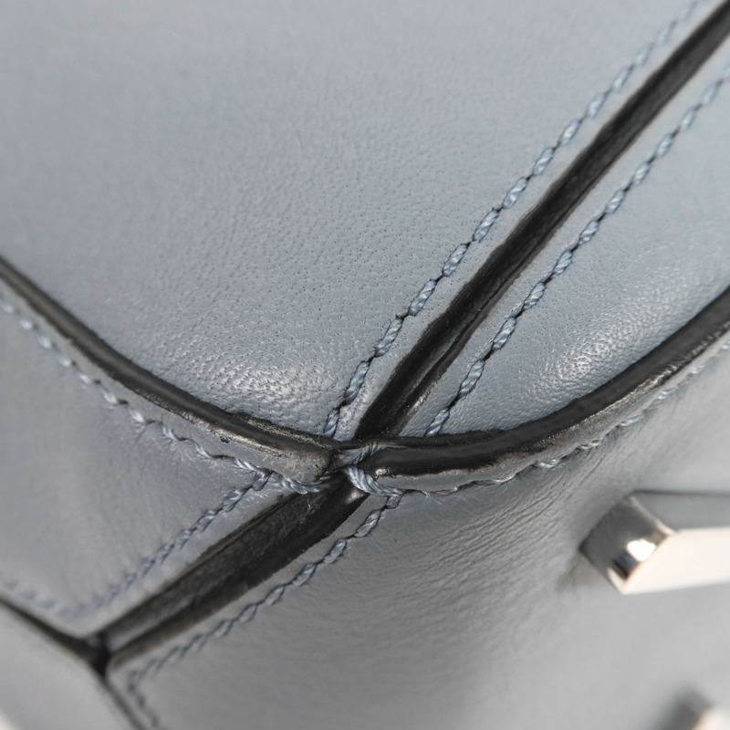 LOEWE 牛皮皮革Puzzle Medium銀扣手挽肩背兩用袋-10