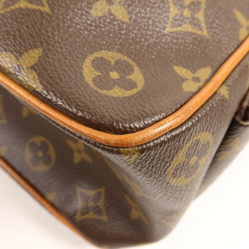 LOUIS VUITTON Monogram Multipli Cite金扣肩背袋-10
