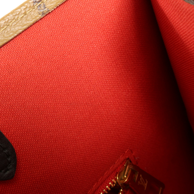 LOUIS VUITTON Monogram Giant On The Go MM金扣手挽肩背兩用袋-15