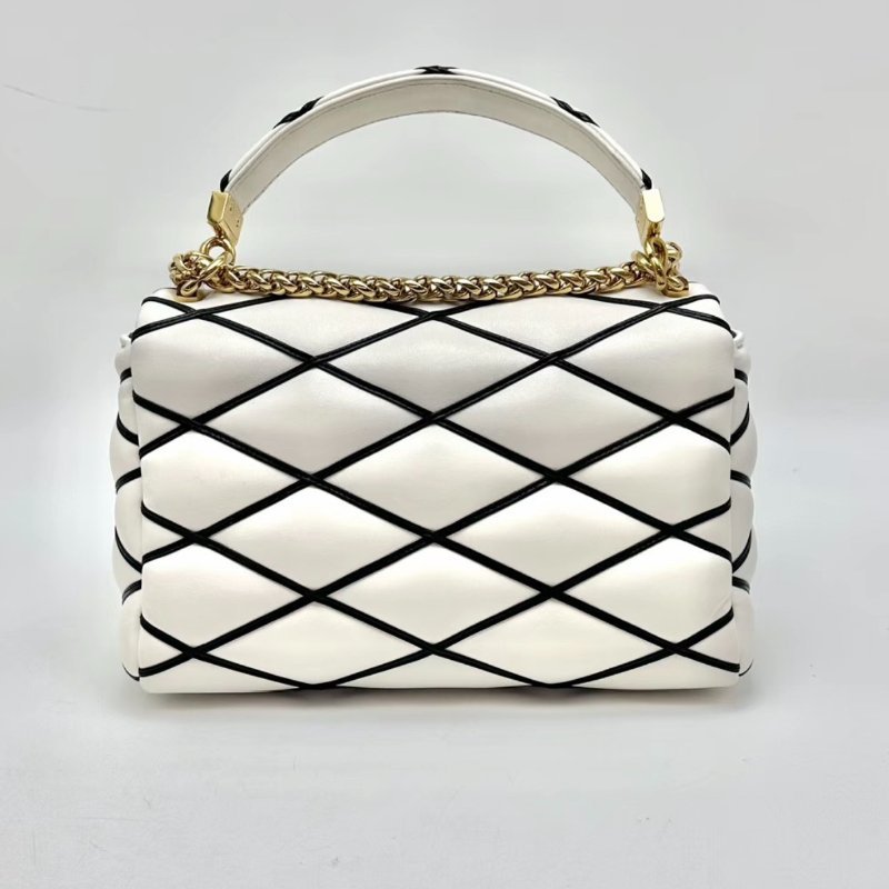 LV 黑白金扣菱格羊皮Twist手提鏈條包 24.5*15*11 全新閒置配件塵袋吊牌購證-5