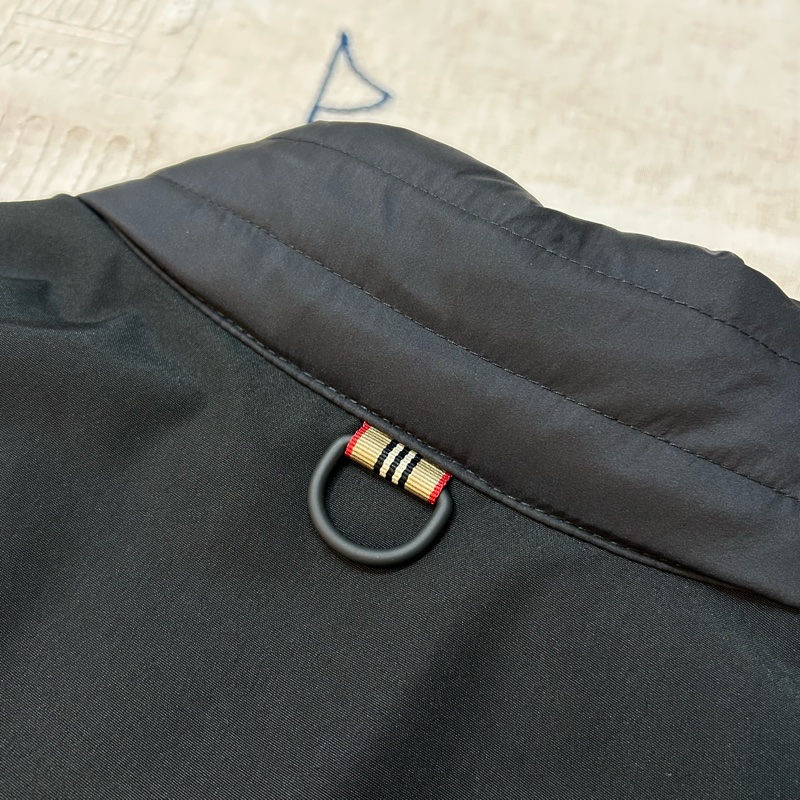 BURBERRY英國男款黑色羽絨外套S-8