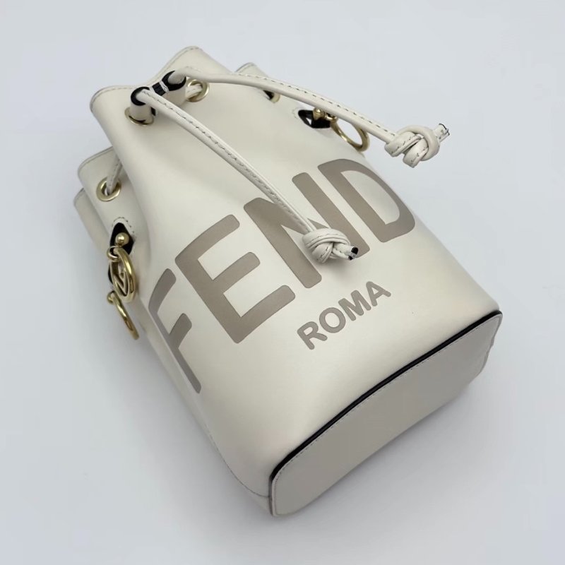 FENDI 白色MonTresor小水桶肩背斜背包 12*18*10 98新配件塵袋-2