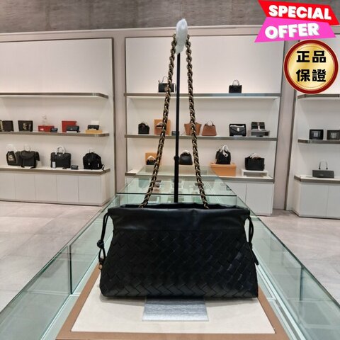 🎉新品好折扣✨Bottega Veneta 839394 Dustbag Notte 皮革束口肩背包 黑色﻿